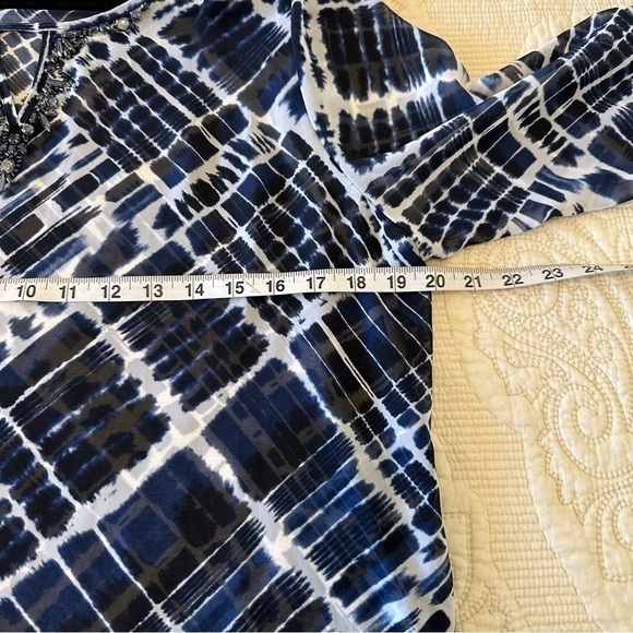 Susan Graver sheer navy and white tunic beaded neck three fourths sleeve size 14 - Picture 4 of 11